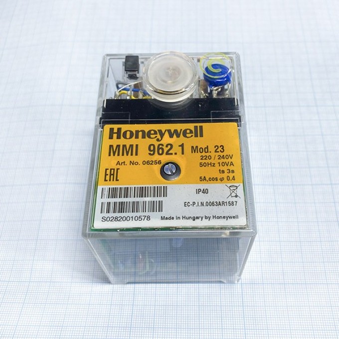 Блок управления горением Satronic MMI 962.1 Mod 23 HONEYWELL HL-0589 Блок управления горением Satronic MMI 962.1 Mod 23 HONEYWELL HL-0589